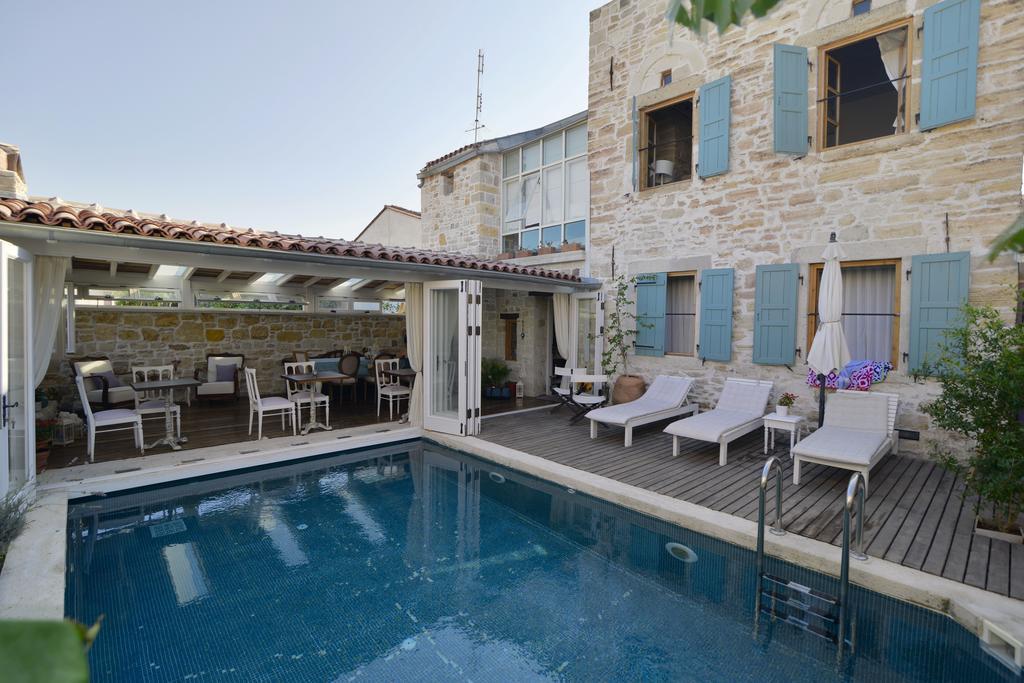 Çeşme Eski Tas Hotel מראה חיצוני תמונה