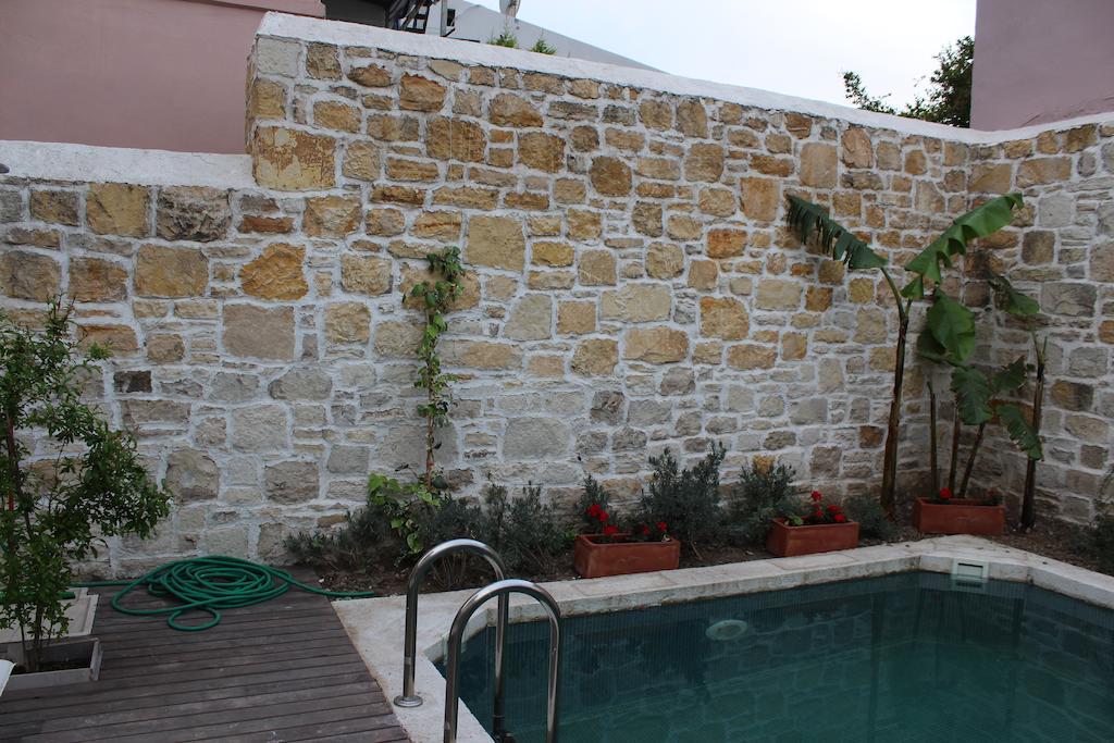 Çeşme Eski Tas Hotel מראה חיצוני תמונה